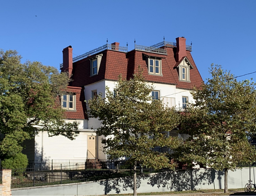 Another exterior photo of the H.H. Richardson house.