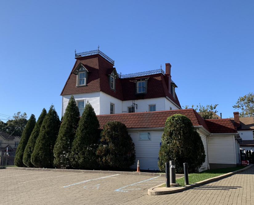 The H.H. Richardson House.